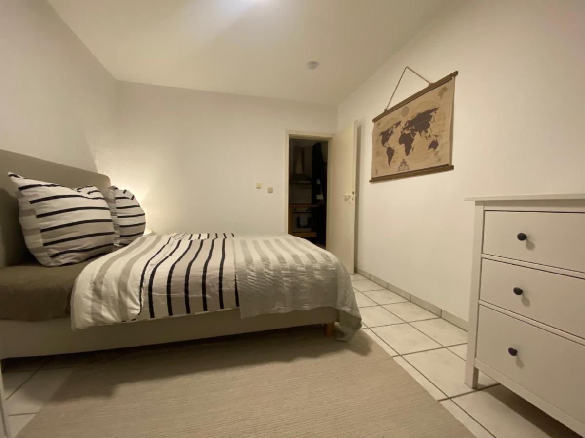 Denkmalschutz - Zentral - Haustiere - Messe Apartment Neuss Ngoại thất bức ảnh