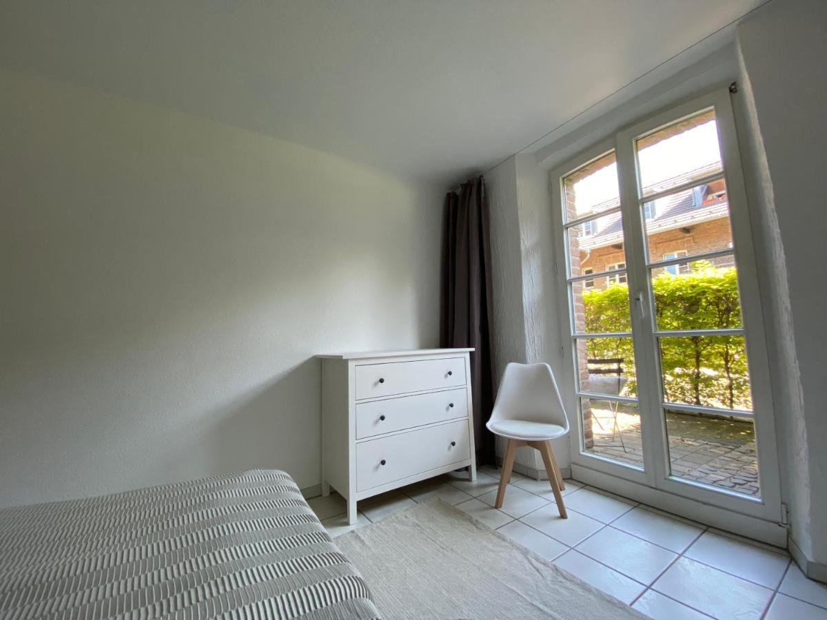 Denkmalschutz - Zentral - Haustiere - Messe Apartment Neuss Ngoại thất bức ảnh