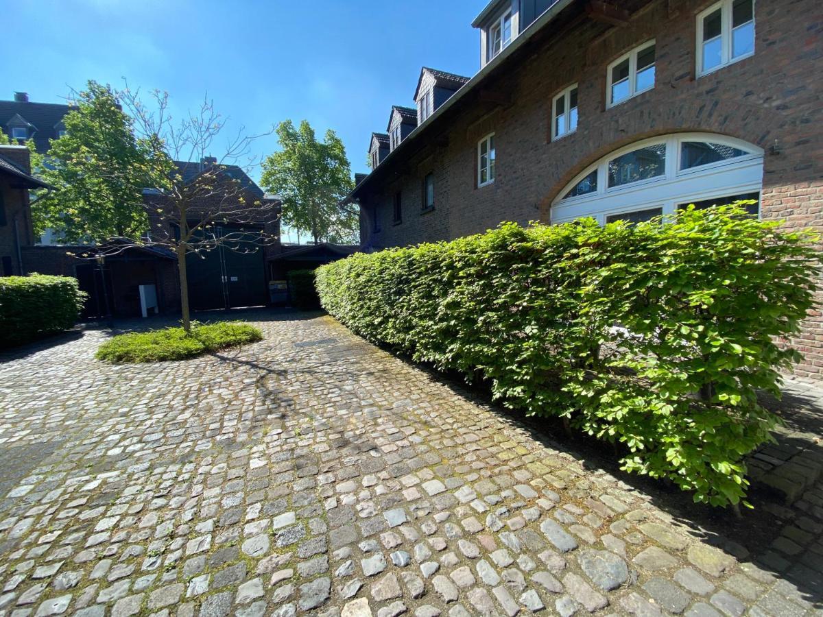 Denkmalschutz - Zentral - Haustiere - Messe Apartment Neuss Ngoại thất bức ảnh